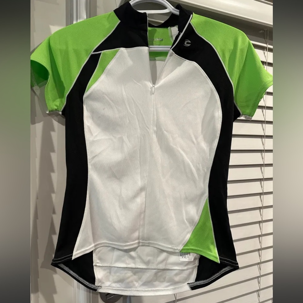 Women’s bike shirt